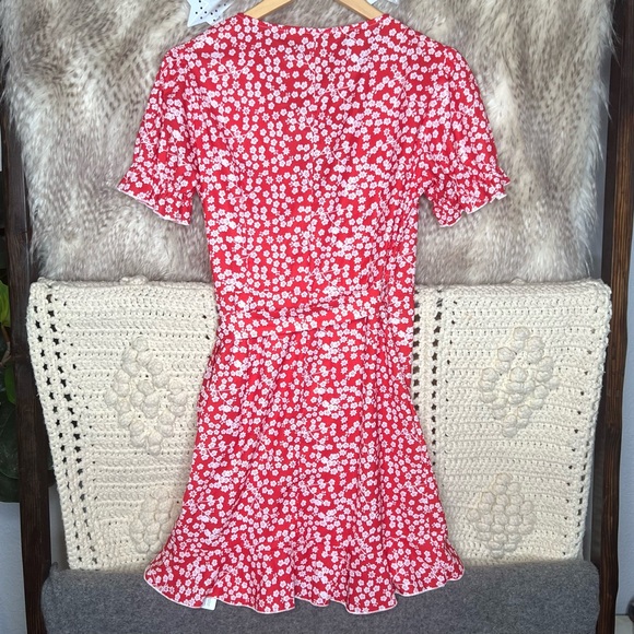 Red Floral V-Neck Wrap Dress - Picture 9 of 9